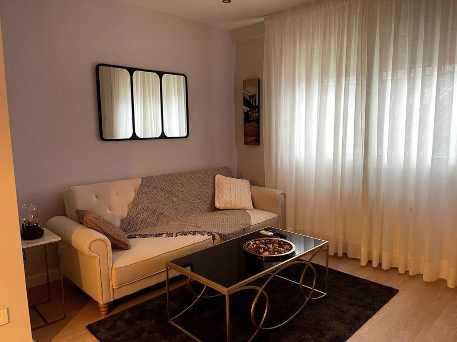 Piso En El Centro De Ferrol Recien Reformado. Apartment ภายนอก รูปภาพ
